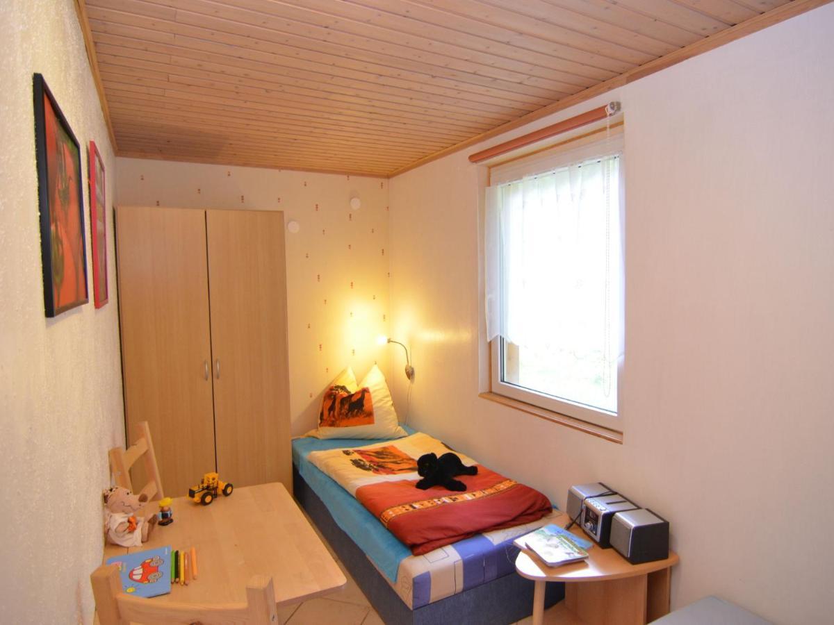 Beautiful Holiday Home With Covered Veranda Friedrichroda Eksteriør billede